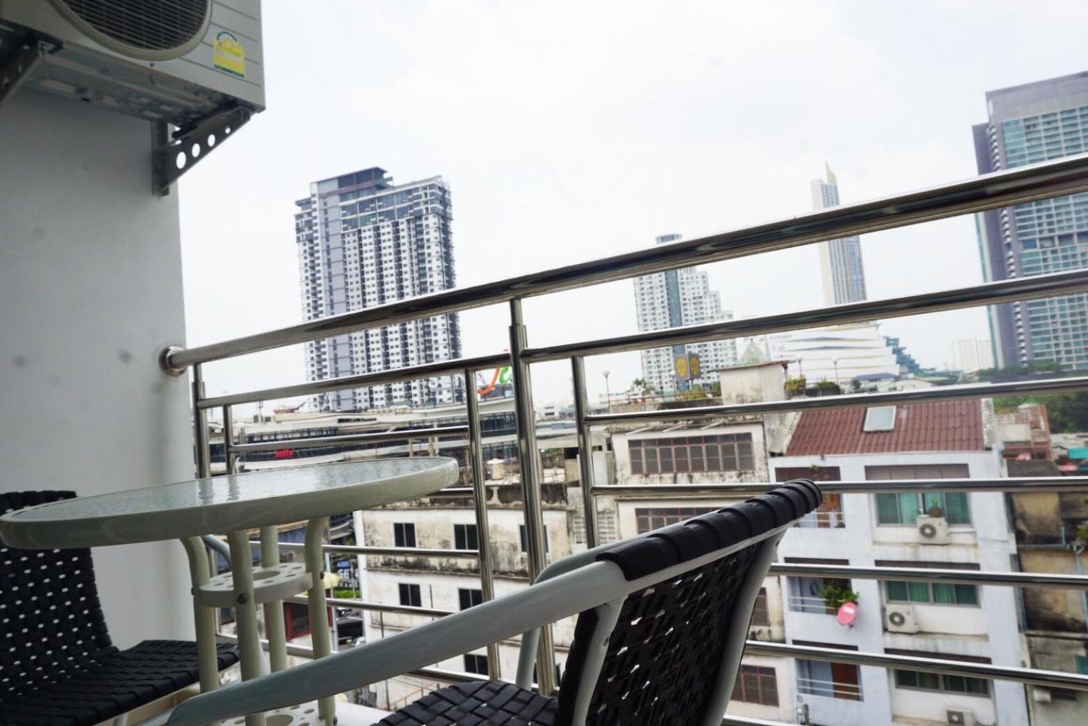 The Cosy River Aparthotel Bangkok Exterior photo